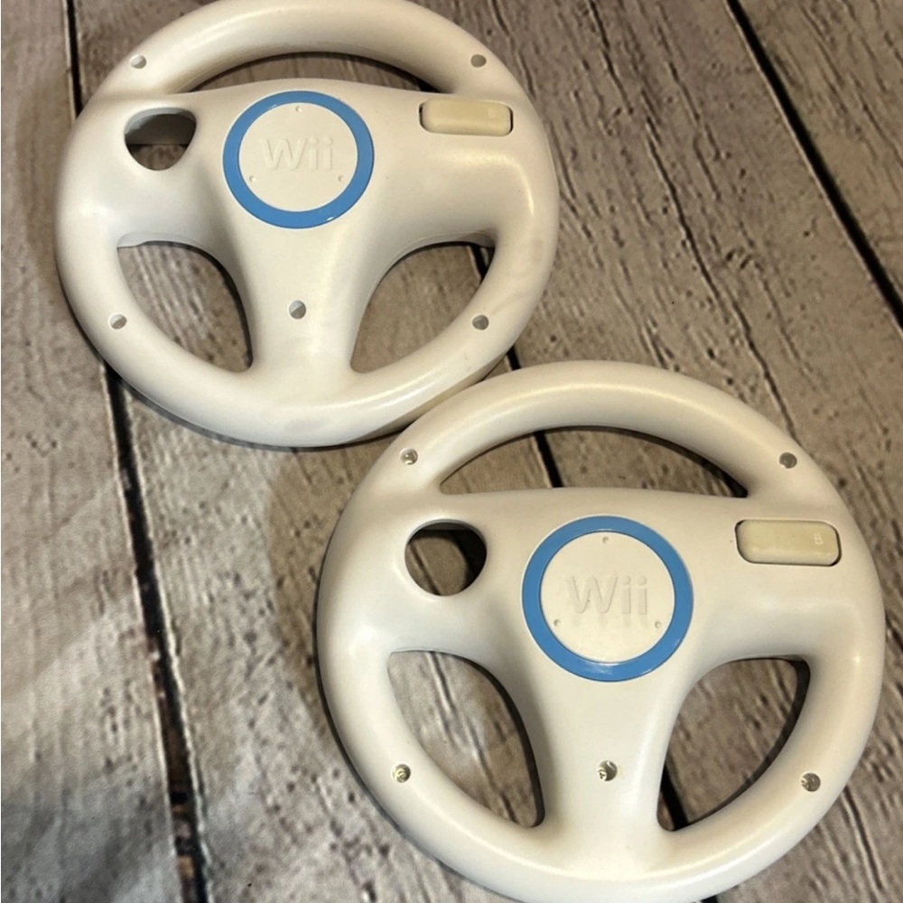 Nintendo Wii Steering Wheels - White and Blue